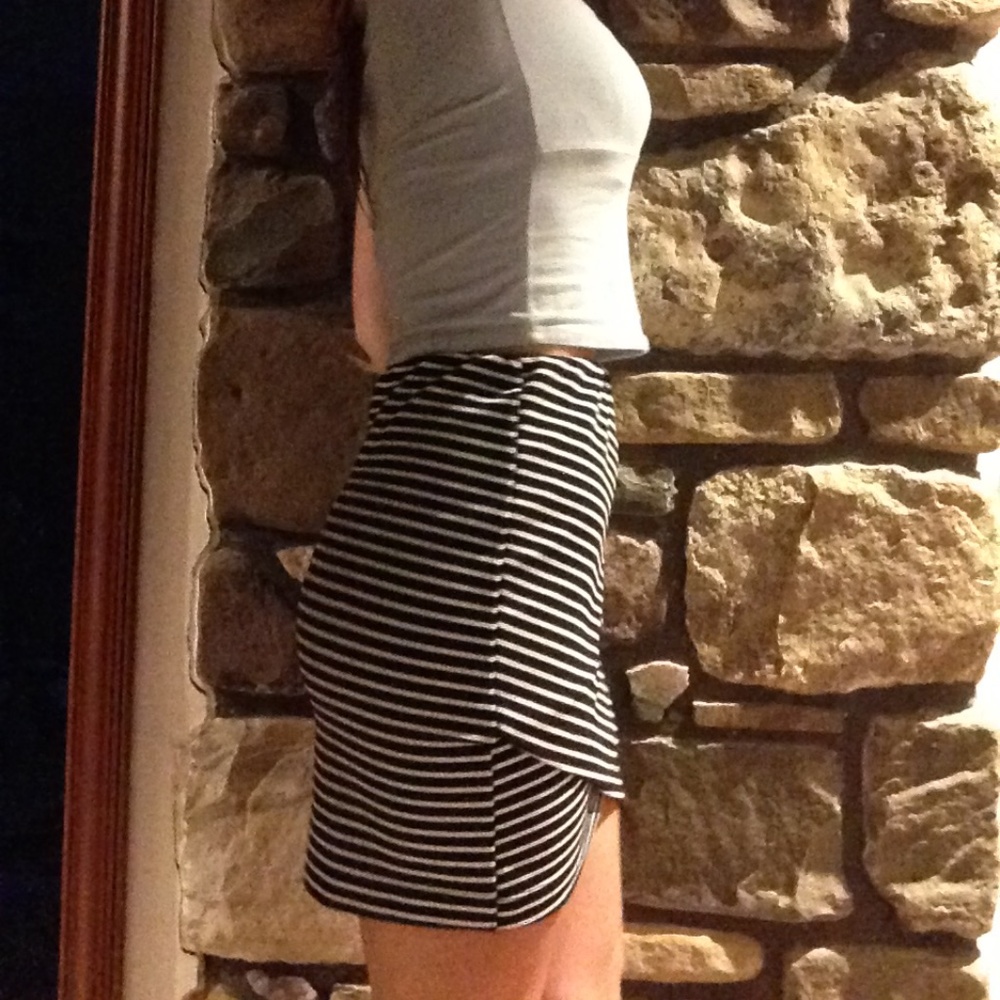 WHITE+BLACK striped skirt